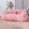 Canapé pour Chat rose pastel exposé dans un intérieur doux et apaisant – Toutou Love