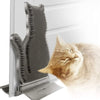 Brosse murale pour chat fixée sur une porte avec un chat frottant sa tête - Toutou Love