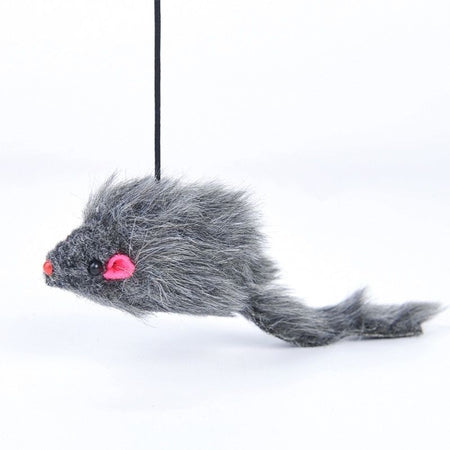 Gros plan sur le jouet souris gris avec oreilles roses – Jouet Souris Pour Chat - Toutou Love