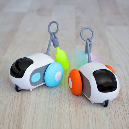 Deux versions du Jouet Souris pour chat TurboMouse (roues bleues et oranges), parfaits pour tous les félins - Toutou Love