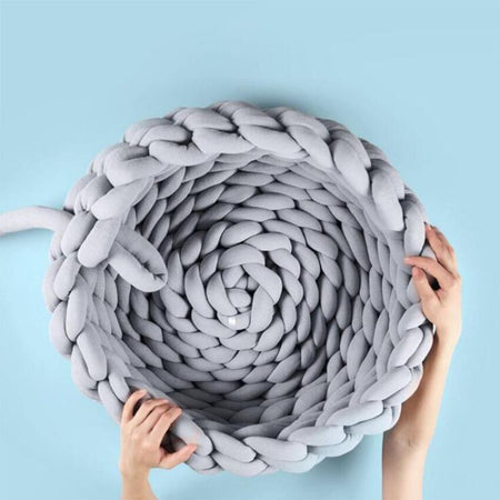 Panier original pour chat vu de dessus en forme de spirale tressée - Toutou Love