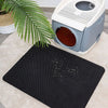 Tapis de Litière pour Chat - Tapis noir placé devant une maison de toilette pour récupérer les grains - Toutou Love